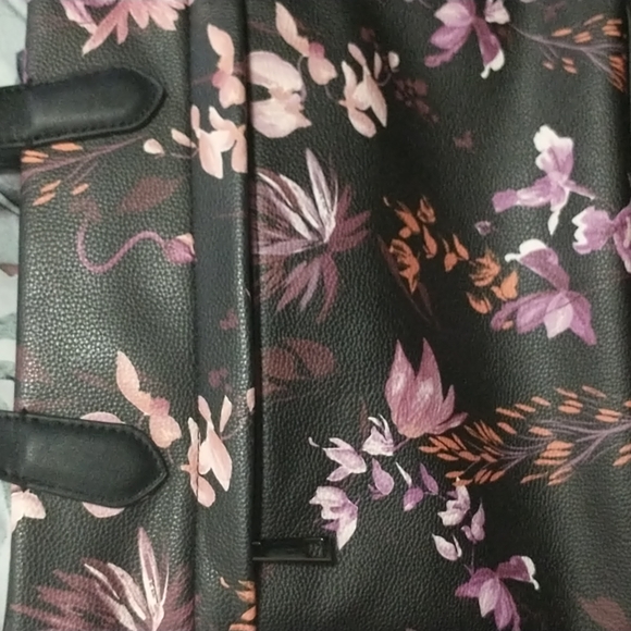 Purse - Picture 4 of 4